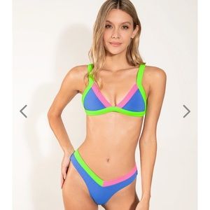 BNWT OneOne Swimwear Petani Bikini M/L